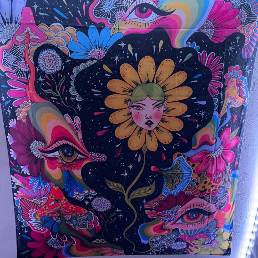trippy tapestry